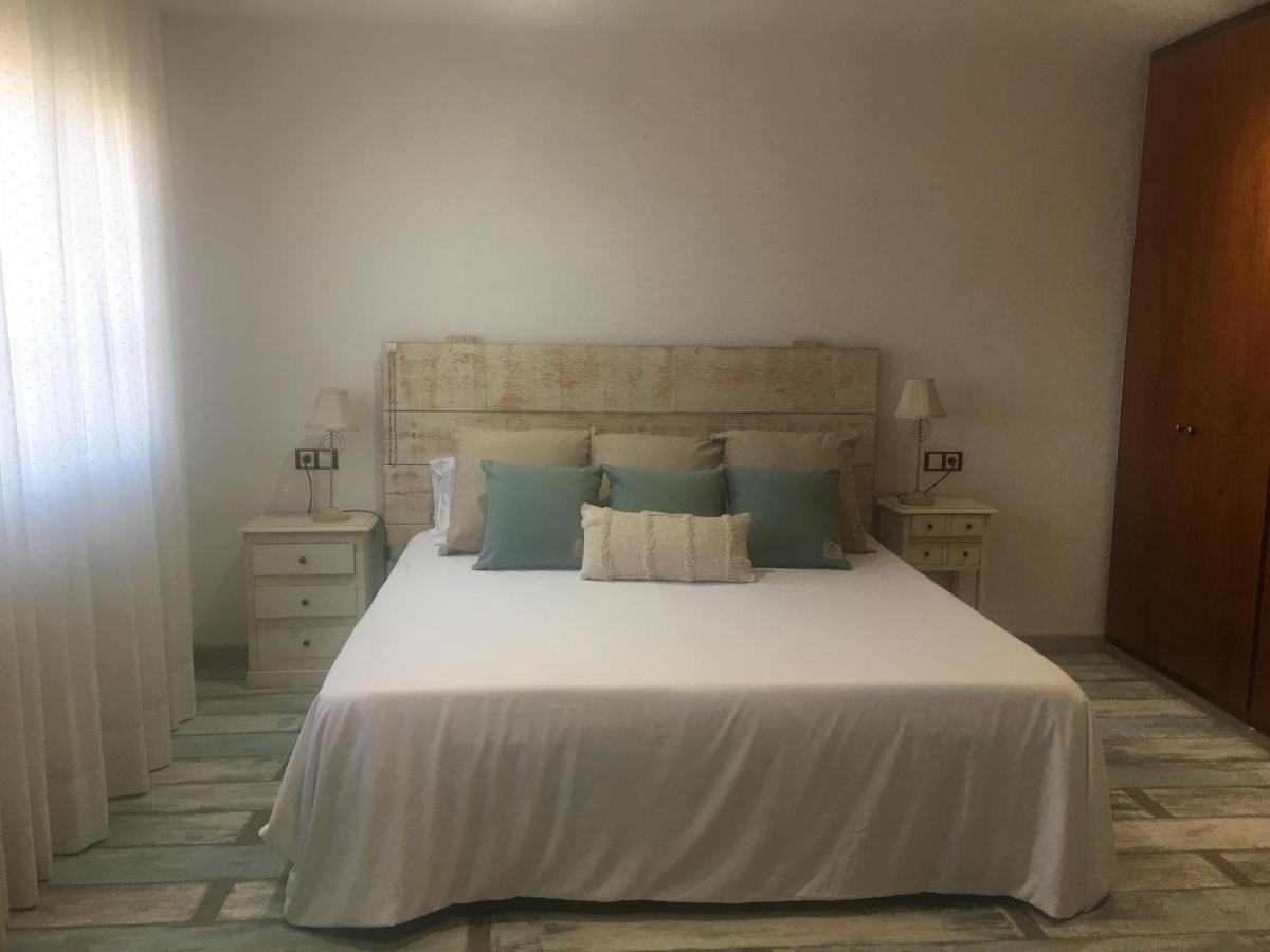 Piscina De Sal Barbacoa Wifi, Parking Gratis, 3 Min Pga Casa El Roble Vila Girona Exterior foto