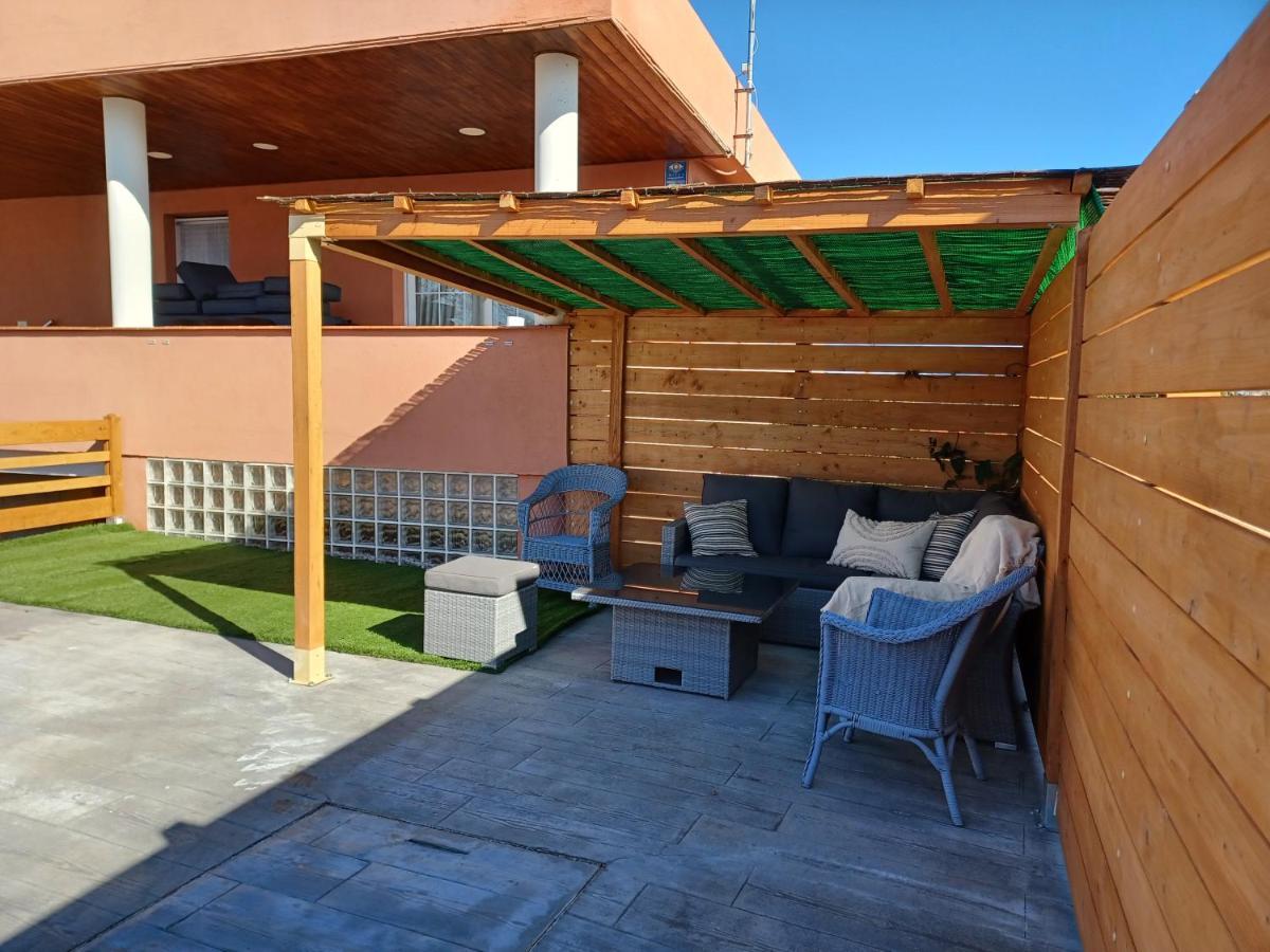 Piscina De Sal Barbacoa Wifi, Parking Gratis, 3 Min Pga Casa El Roble Vila Girona Exterior foto