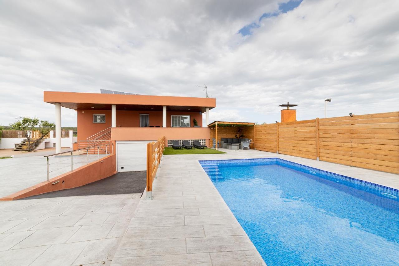 Piscina De Sal Barbacoa Wifi, Parking Gratis, 3 Min Pga Casa El Roble Vila Girona Exterior foto