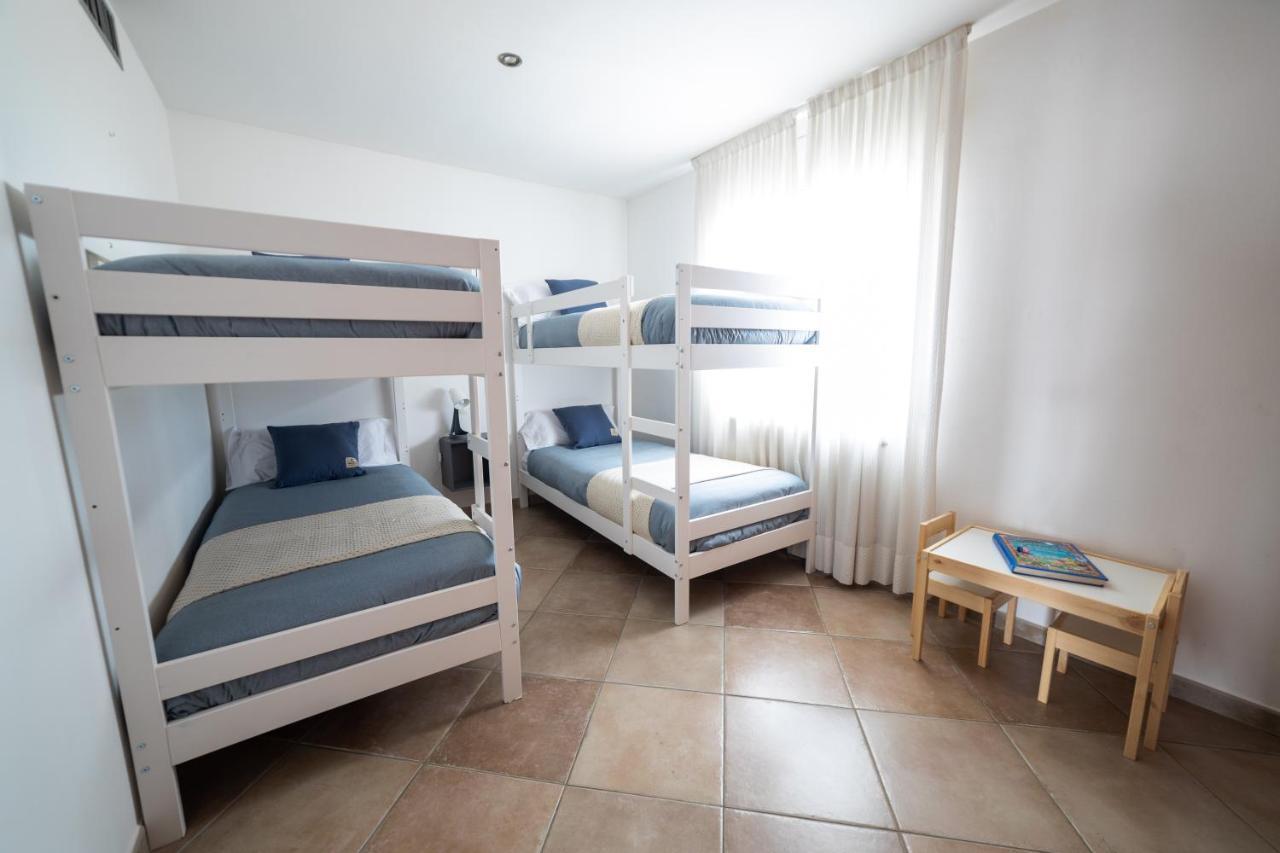 Piscina De Sal Barbacoa Wifi, Parking Gratis, 3 Min Pga Casa El Roble Vila Girona Exterior foto